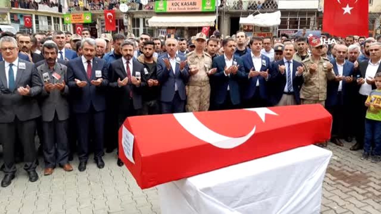 Adıyaman şehidi son yolculuğuna uğurlandı