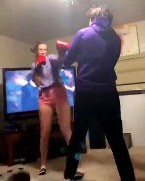 Il ne l'a certainement pas vu venir ce coup de poing