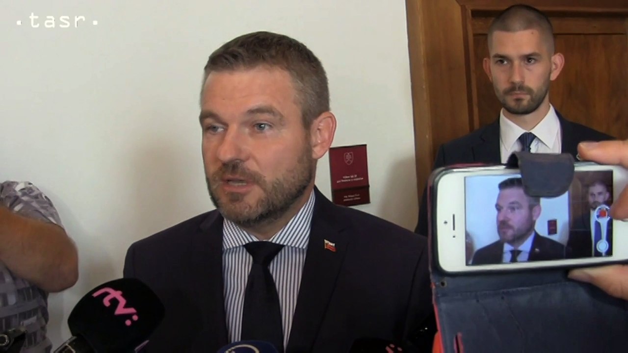 Premiér víta zverejnenie nahrávky Gorila, R.Fico vraj môže pokojne spávať