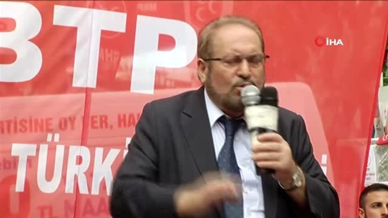 Bağımsız Türkiye Partisi Genel Başkanı Haydar Baş ve aralarında avukatlarının da bulunduğu 14...