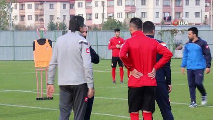 Osman Özköylü: “Kendi sahamızda oynayacağımız 2 maçtan 6 puan hedefliyoruz”