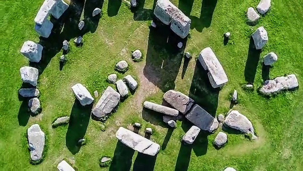 7 Unique Places Even Scientists Can't Explain ( 480 X 854 )