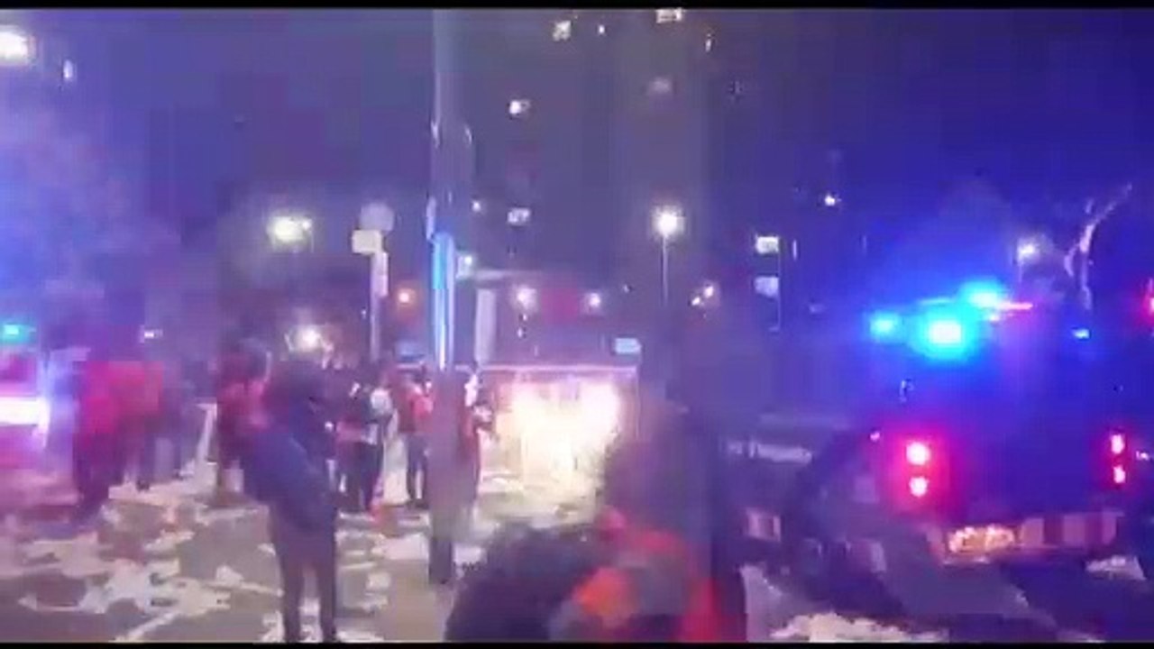 Vuelve la violencia a Cataluña: los CDR se enfrentan a los Mossos en Barcelona