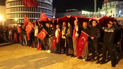 Partiler ve STK temsilcilerinden harekata destek yürüyüşü
