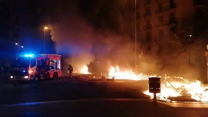 Fogueres a la protesta de Barcelona (16-10-19)