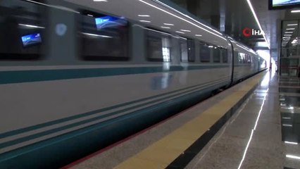 Bakan Turhan: "Engelsiz ulaşım konusunda Türkiye'de tüm ulaşım sistemlerimizde, engelli...