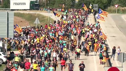 100 kilómetros andando para "colapsar" Cataluña tras la condena