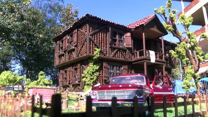 Gerçeğinin kopyası 'maket ev' görenleri şaşırtıyor