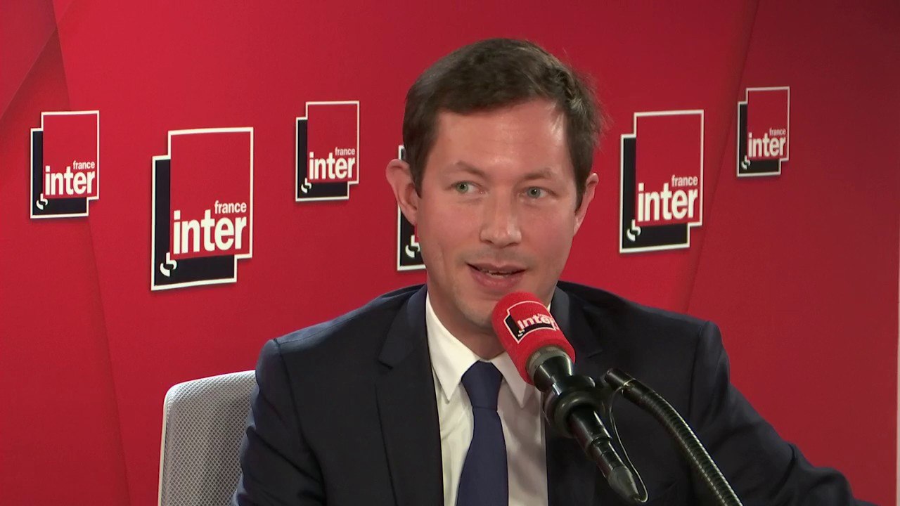 Accompagnatrice voilée prise à partie par un élu RN: François-Xavier Bellamy appelle à ne pas "nier que nous sommes devant une montée du communautarisme et de la sécession envers la République"