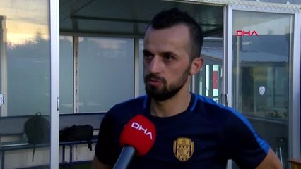 Spor ilhan parlak: fransa'da kardeşlerimiz o selama durduğunda çok gururlandık