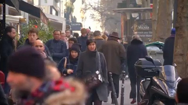 Francia, in arrivo un braccialetto elettronico per proteggere le donne dalle violenze