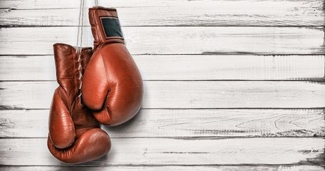 Une clinique du Val d'Oise propose des séances de « boxe thérapie » pour lutter contre le burn-out ou la dépression