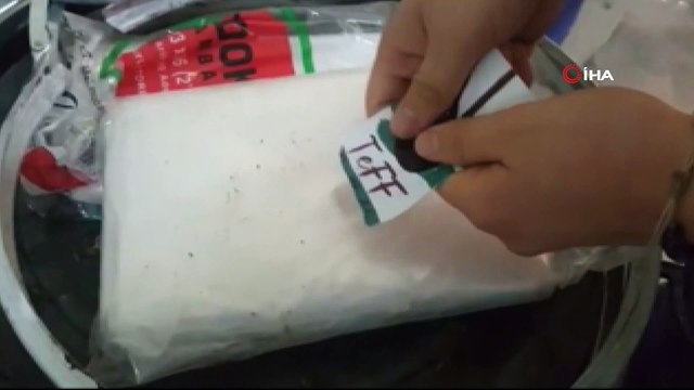 İstanbul’da düzenlenen operasyonda binlerce paket yasaklı ilaç ele geçirildi