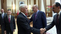 Cumhurbaşkanı recep tayyip erdoğan ile abd başkan yardımcısı mike pence'ın görüşmesi başladı.