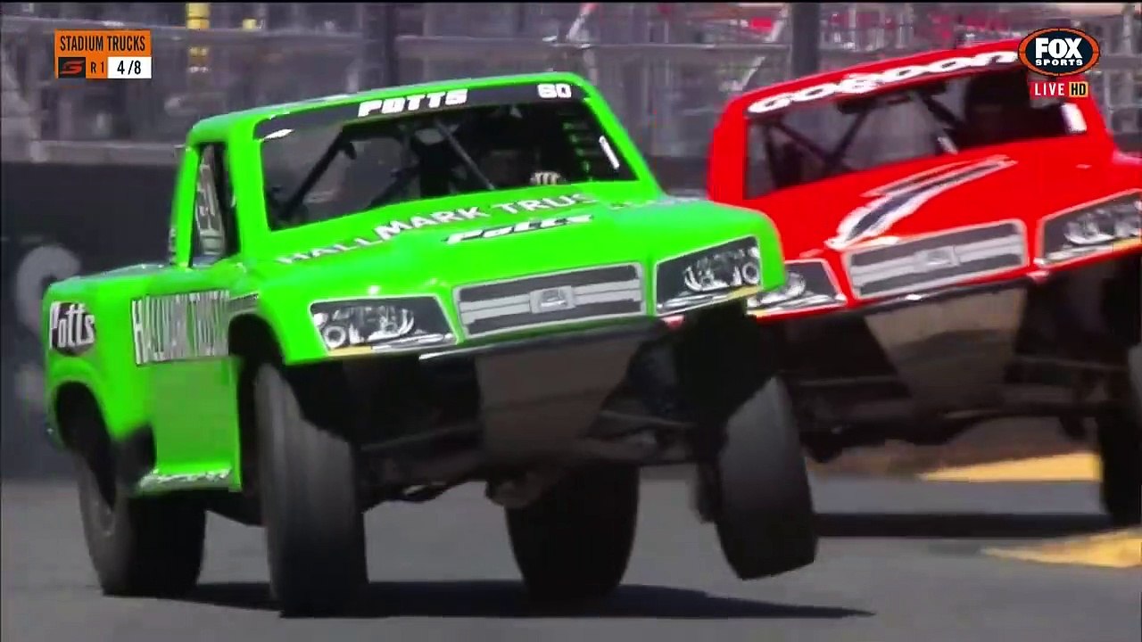 STADIUM SUPER TRUCKS - RACE 1 - ADELAIDE 500  (1)