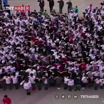 Bin 380 öğrenciden Mehmetçiğe asker selamı