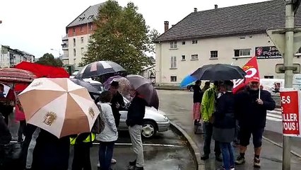 Une cinquantaine de personnes réunies à l'appel des syndicats