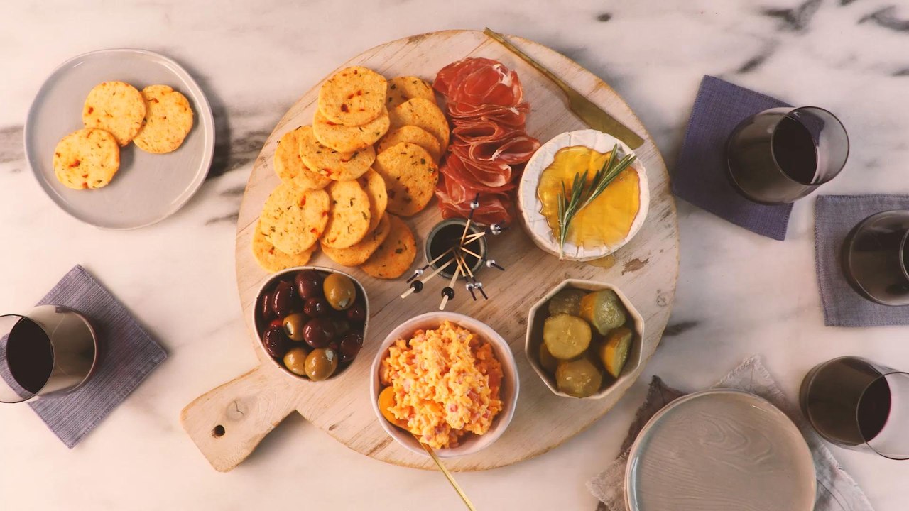 Cheddar Cheese Shortbread Crackers