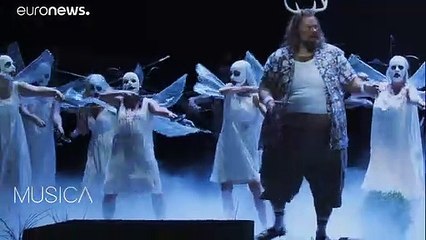 Berlin Devlet Operası yeni sezonu "Windsor’un Şen Kadınları" ile açtı