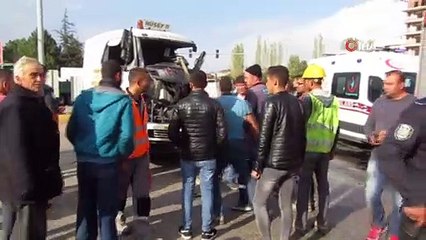 Afyonkarahisar’da trafik kazası: 3 yaralı