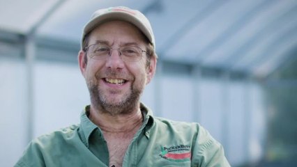 How This Guy Made the World's Hottest Peppers