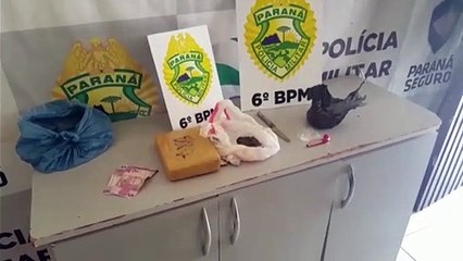 Após flagrante de tráfico, homem que vendia a droga e usuário são detidos pela PM