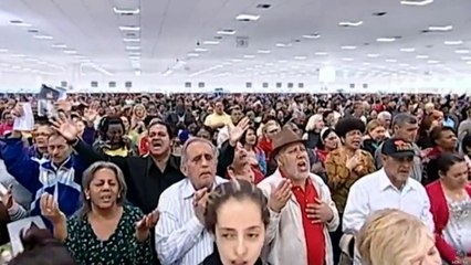 BANDA MUNDIAL LOUVANDO AO SENHOR