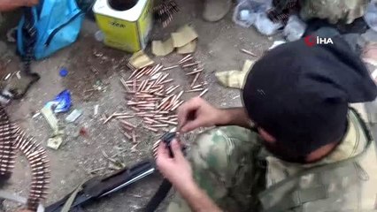 - Rasulayn'da şiddetli çatışmalar sürüyor- SMO askerleri, sivilleri zırhlı araçlarla güvenli...