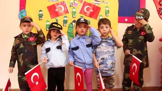 Minik öğrencilerden Mehmetçik'e duygulandıran destek