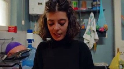 Y Tú Quién Eres Capítulo 22 - En Español Online (Kızım) - Part 1