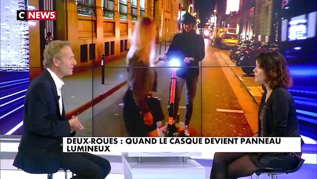 COSMO CONNECTED : le casque devient panneau lumineux