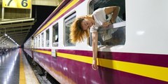 Milagro en el Metro: La mujer cae a las vías y los pasajeros logran frenar el tren 'in extremis'