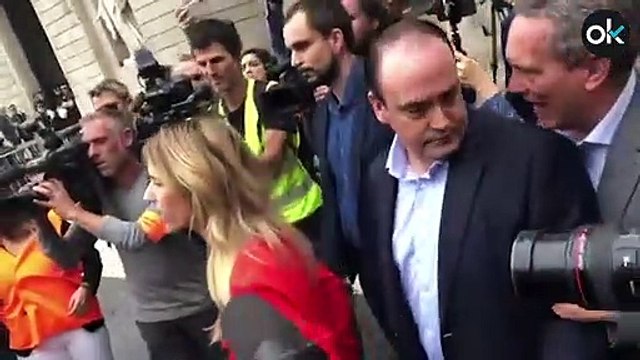 Cayetana planta cara al acoso de los estibadores separatistas: «Es una huelga golpista»