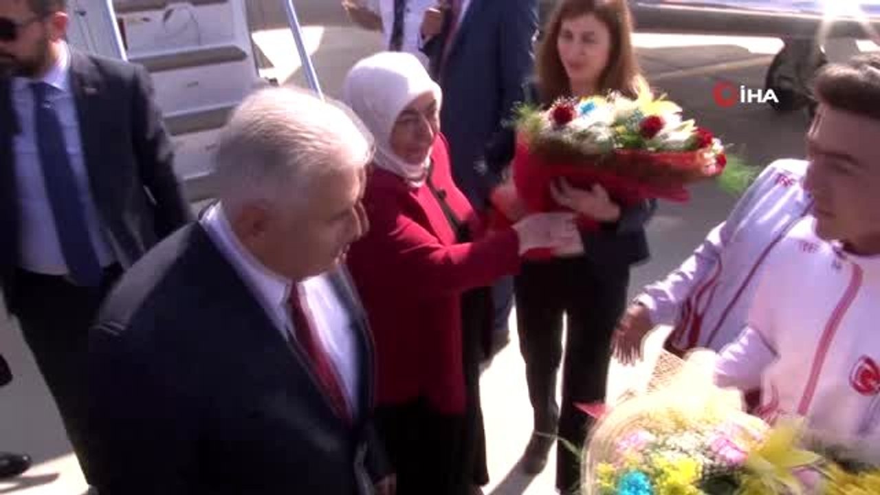 Binali Yıldırım'a memleketinde sıcak karşılama