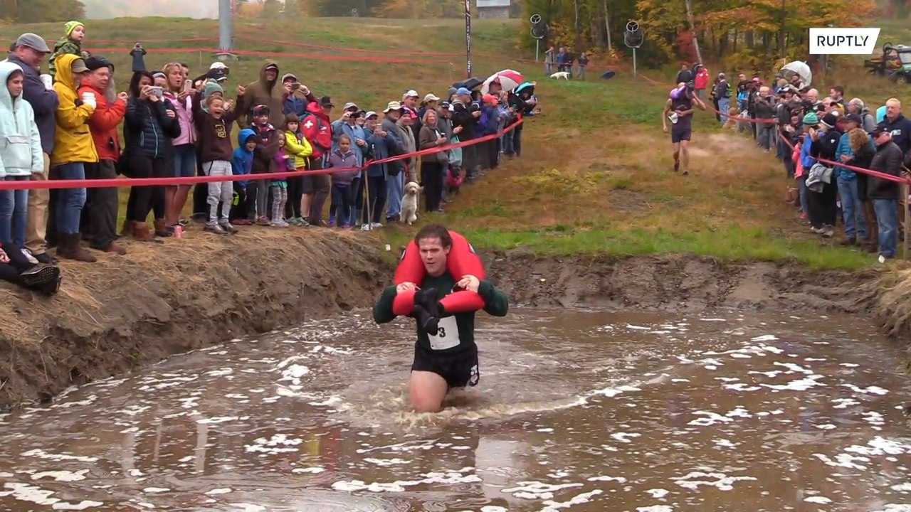 Главное, не уронить любимую лицом в грязь – В США прошёл Чемпионат по ношению жён