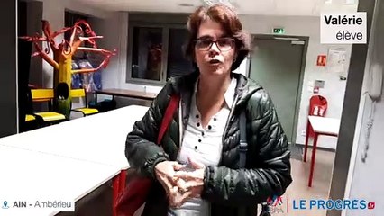 Cours de langue des signes à la MJC d'Amberieu