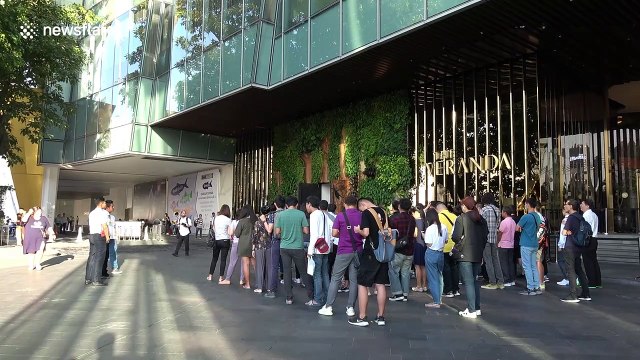 Apple fans queue for new iPhone 11 on first day of release in Thailand