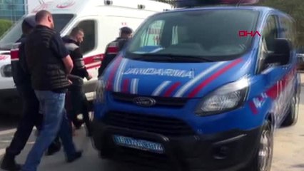 Bursa otomobil içinde uyuşturucu ticaretine 3 gözaltı