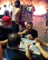 Şehir protestolar ile yanarken iskambil oynamaya devam ettiler: Ortadoğu 'batağı'