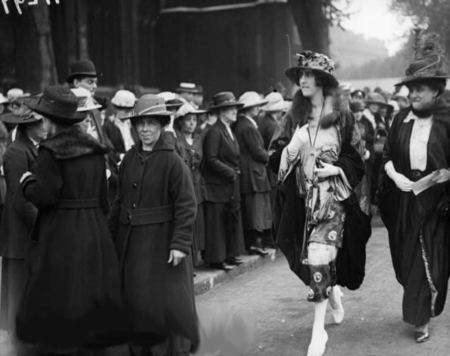 Stereotypen von Frauen: 8 inspirierende Frauen, die die Codes gebrochen haben