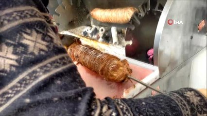 Kokoreçe 'kadın eli' değdi