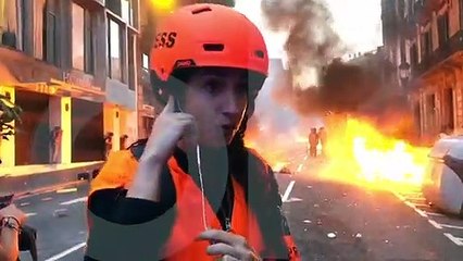 La violencia de los CDR convierte el centro de Barcelona en un campo de batalla contra la Policía