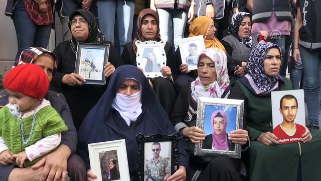 HDP'liler Diyarbakır annelerinin oturma eylemini engellemek istedi - DİYARBAKIR