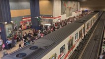 Protestas en las estaciones del metro de Santiago por alza del precio de los tiquetes