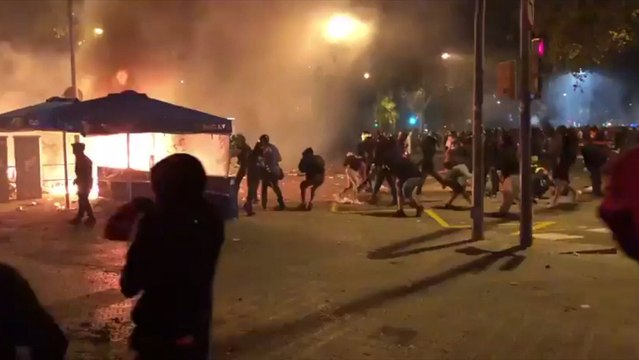 Barricadas en Cataluña en la quinta noche de violencia consecutiva
