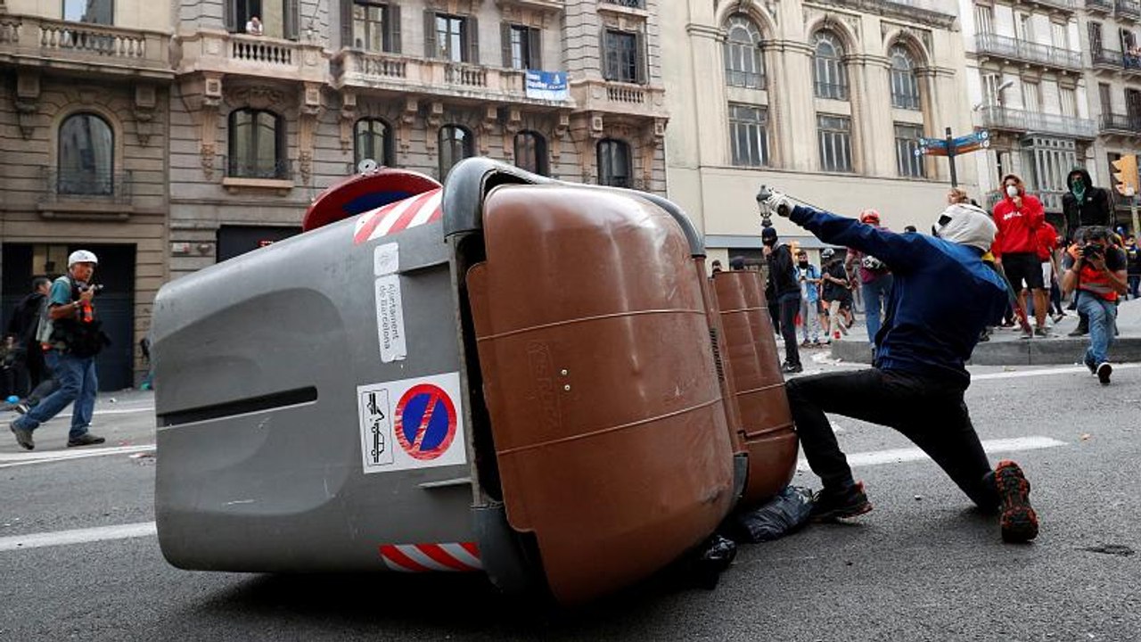 Separatisten-Proteste: Wieder Gewalt in Barcelona