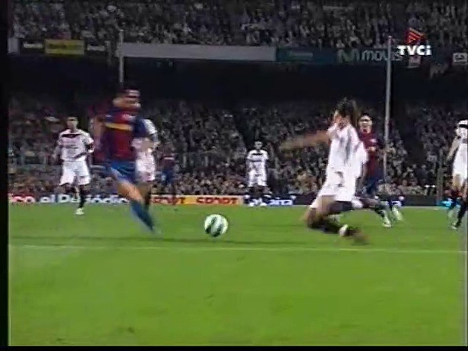 Season 2006-07 Goal 14 - Ronaldinho @ Sevilla
