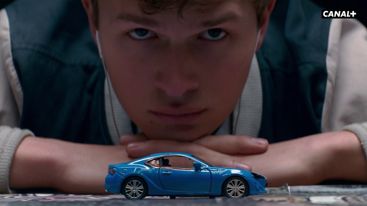 Ansel Elgort - Portrait de Stars de cinéma