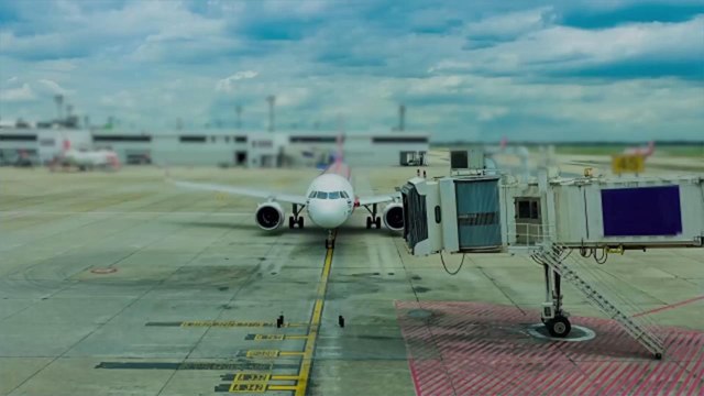 JetBlue and Norwegian Are Bringing Cheaper European Flights to Smaller U.S. Cities