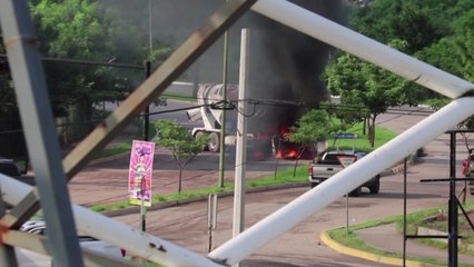 멕시코, 총격전 끝에 잡은 '마약왕' 아들 풀어줘 / YTN